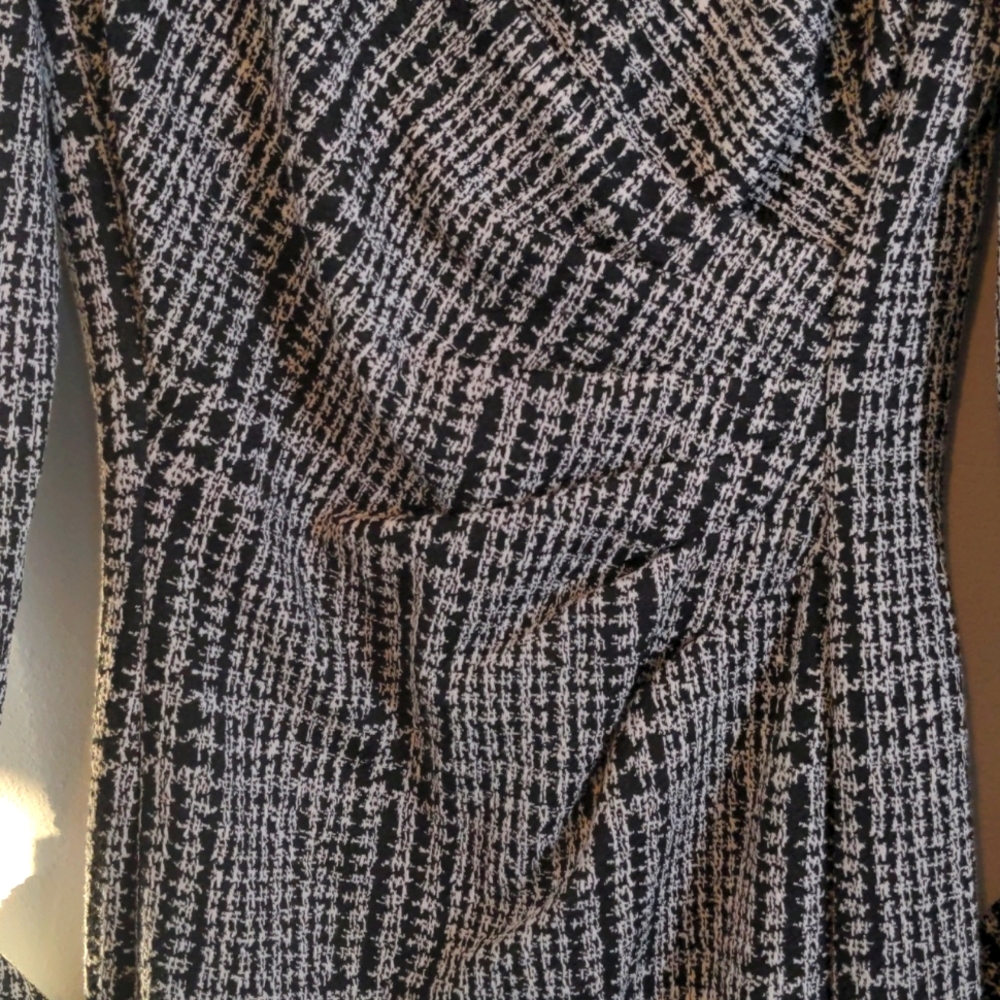 Lauren Dress - Picture 2 of 7